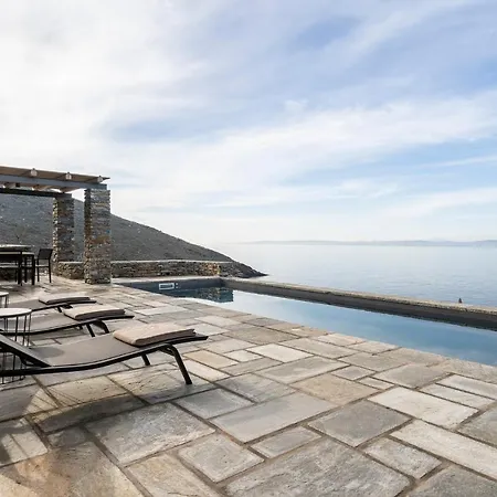 Villa Luxury Ammos With A Swimming Pool Overlooking The Of Xyla On The Island Of Kea *