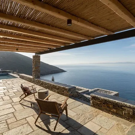 Luxury Ammos With A Swimming Pool Overlooking The Of Xyla On The Island Of Kea Villa Ioulis