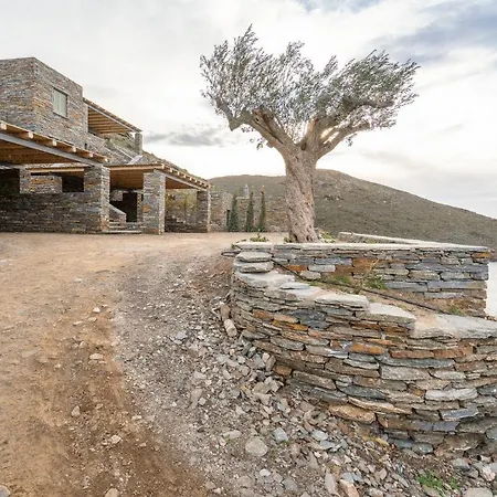 Luxury Ammos With A Swimming Pool Overlooking The Of Xyla On The Island Of Kea Villa
